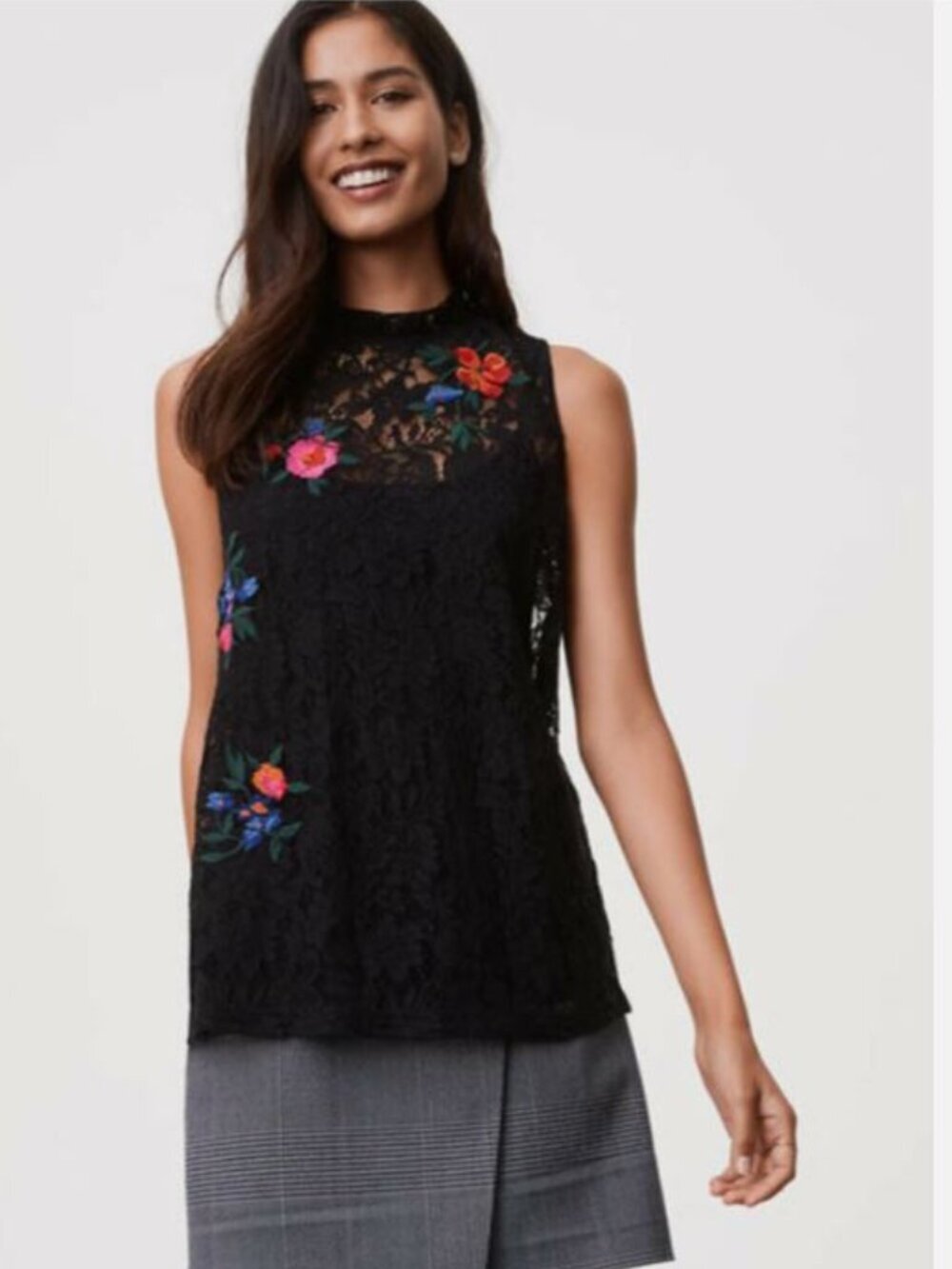LOFT Embroidered Floral Mock Neck Lace Shell Size Small (4/6)